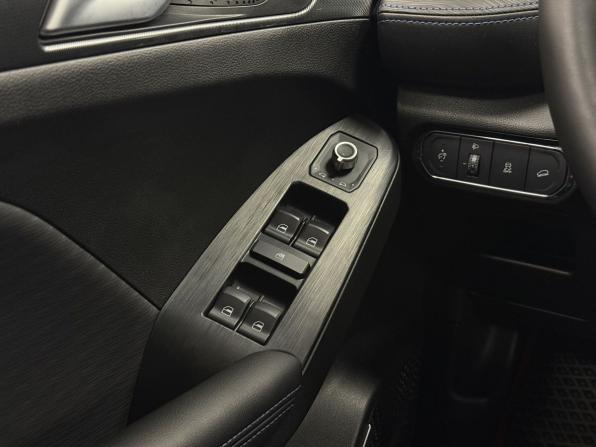 Haval Jolion I Рестайлинг с пробегом 2024 года, цена 2 125 000 рублей, 51978 км, внедорожник, Автокод Объявления