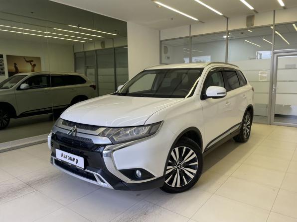 Mitsubishi Outlander III Рестайлинг 3 с пробегом 2019 года, цена 2 200 000 рублей, 131172 км, внедорожник, Автокод Объявления