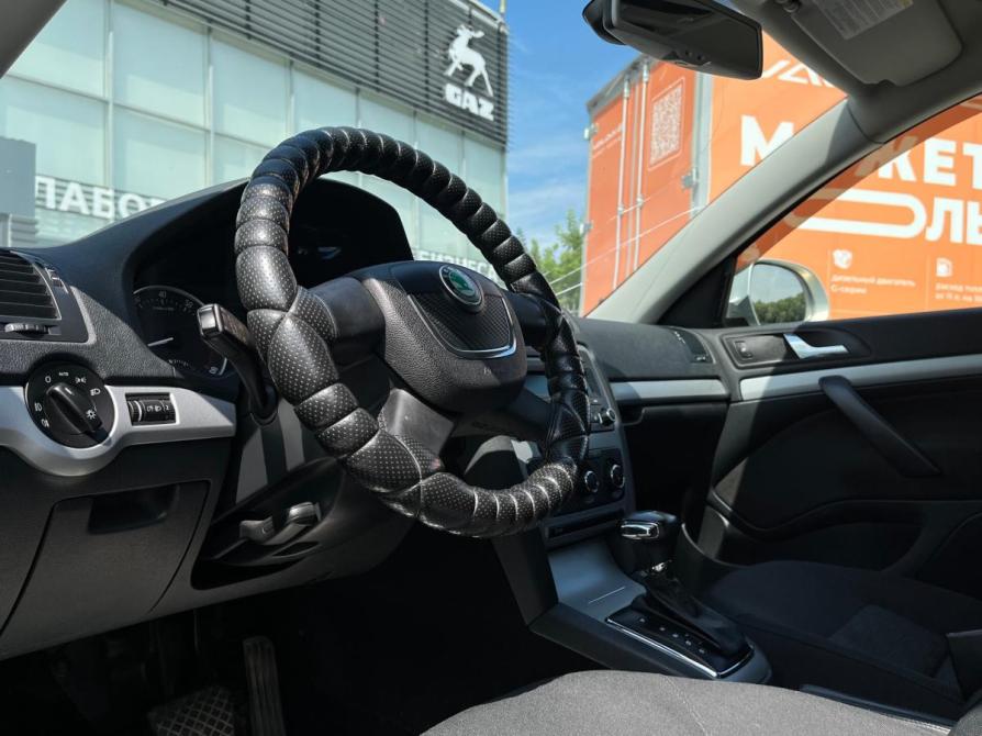 Skoda Octavia II (A5) Рестайлинг Омск  - изображение 9