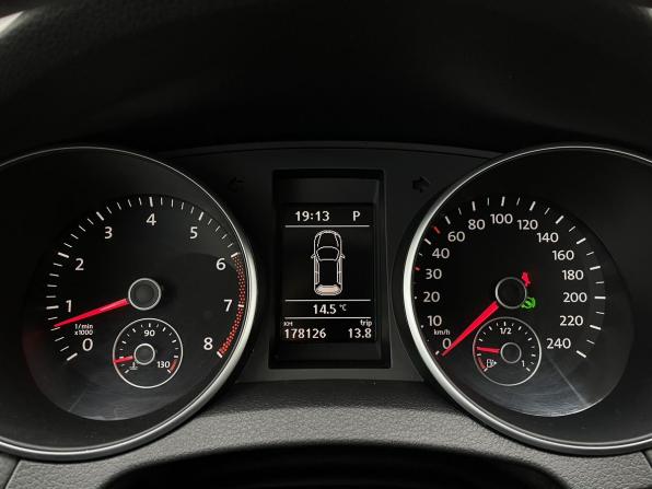 Volkswagen Golf VI с пробегом 2011 года, цена 790 000 рублей, 178126 км, хэтчбек, Автокод Объявления