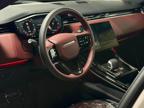 Новый Land Rover Range Rover Sport III 2025 года, цена 19 490 000 рублей, внедорожник, Автокод Объявления