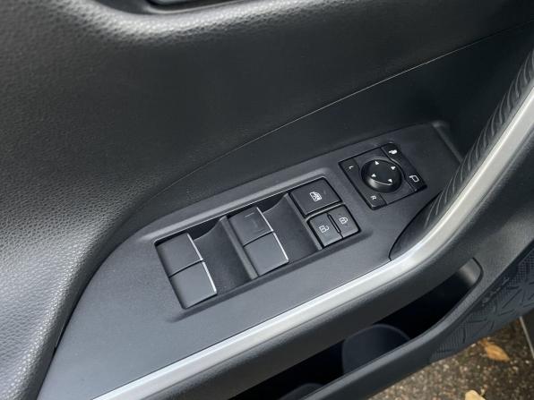 Toyota RAV4 V (XA50) с пробегом 2021 года, цена 3 250 000 рублей, 81740 км, внедорожник, Автокод Объявления