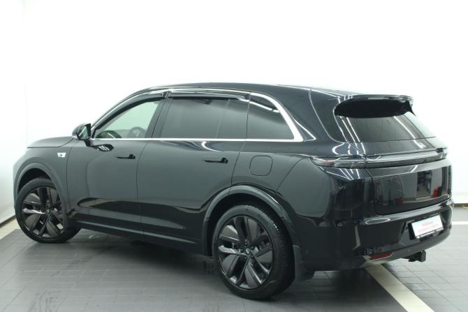 Li Auto (Lixiang) L7 I с пробегом 2023 года, цена 5 300 000 рублей, 52203 км, внедорожник, Автокод Объявления