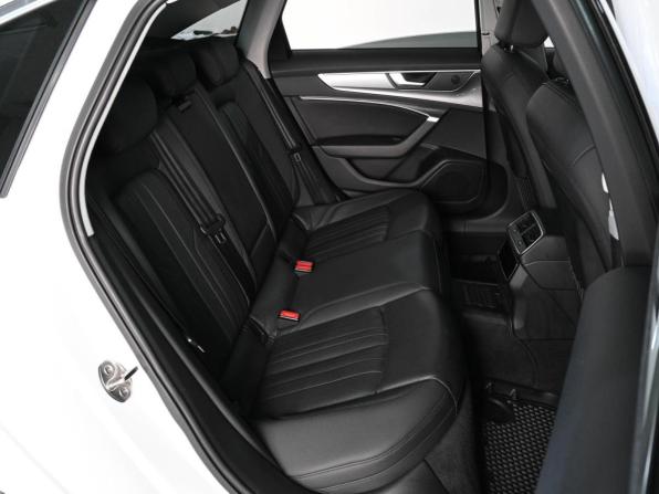 Audi A6 V (C8) с пробегом 2019 года, цена 4 339 000 рублей, 118124 км, седан, Автокод Объявления