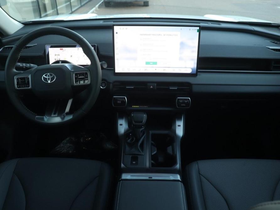 Toyota RAV4 VI (XA60) Казань  - изображение 7