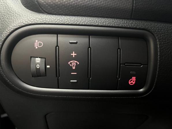 Kia Cerato III Рестайлинг (Classic) с пробегом 2019 года, цена 1 620 000 рублей, 127007 км, седан, Автокод Объявления