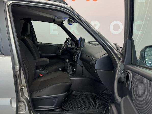 Chevrolet Niva I Рестайлинг с пробегом 2017 года, цена 799 000 рублей, 119314 км, внедорожник, Автокод Объявления