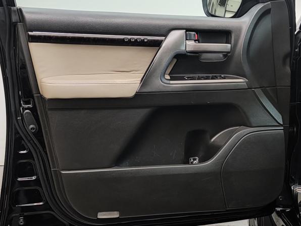 Toyota Land Cruiser 200 Series с пробегом 2008 года, цена 2 290 000 рублей, 381422 км, внедорожник, Автокод Объявления