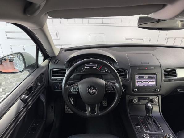 Volkswagen Touareg II с пробегом 2013 года, цена 1 900 000 рублей, 247000 км, внедорожник, Автокод Объявления