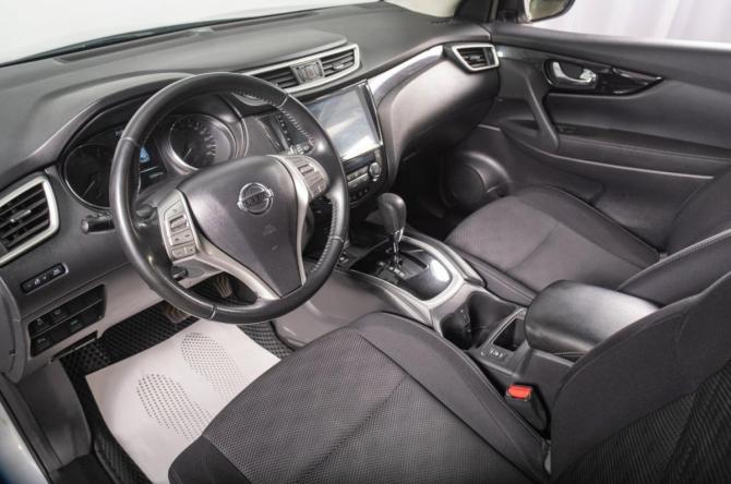 Nissan Qashqai II с пробегом 2017 года, цена 1 659 000 рублей, 123000 км, внедорожник, Автокод Объявления