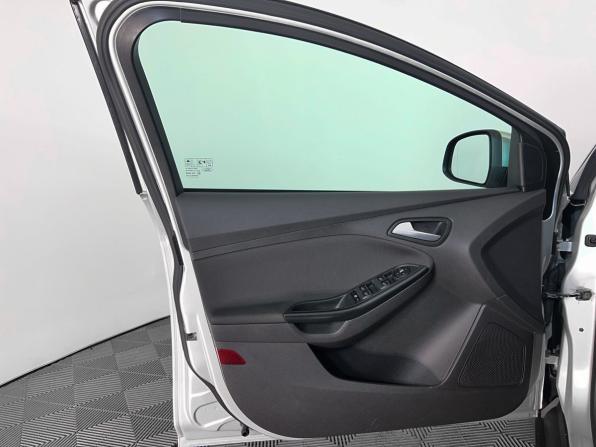 Ford Focus III с пробегом 2011 года, цена 749 000 рублей, 155100 км, хэтчбек, Автокод Объявления