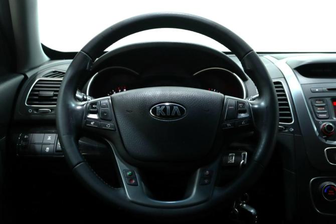 Kia Sorento II Рестайлинг с пробегом 2018 года, цена 2 269 000 рублей, 87148 км, внедорожник, Автокод Объявления