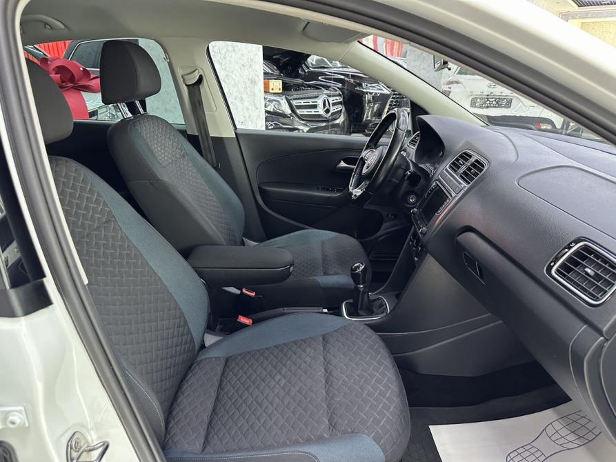 Volkswagen Polo V Рестайлинг Ярославль  - изображение 17