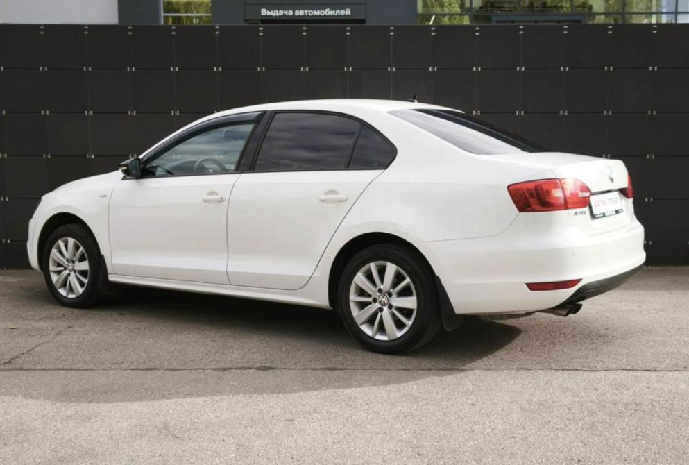 Volkswagen Jetta VI Сыктывкар  - изображение 7