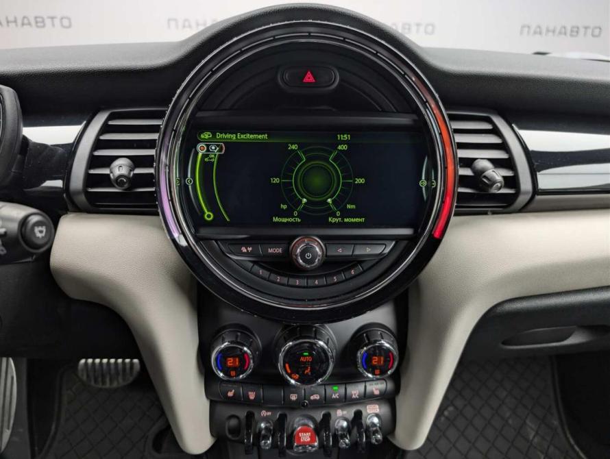 Mini Hatch III (F55/F56) Москва  - изображение 10