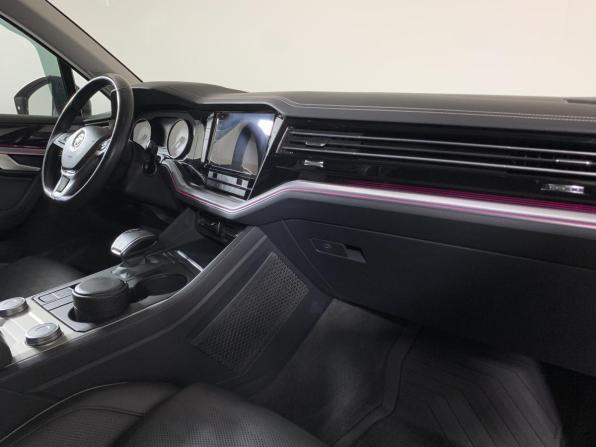 Volkswagen Touareg III с пробегом 2019 года, цена 4 559 000 рублей, 128687 км, внедорожник, Автокод Объявления