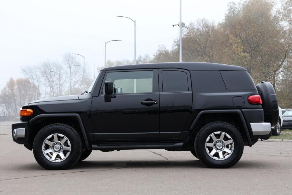 Toyota FJ Cruiser Москва  - изображение 8