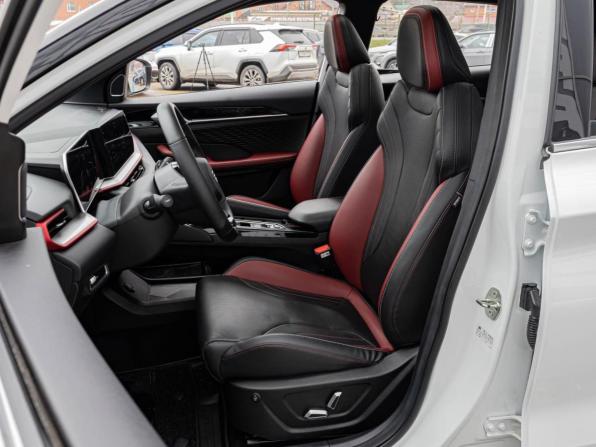 Geely Coolray I Рестайлинг с пробегом 2024 года, цена 2 280 000 рублей, 19360 км, внедорожник, Автокод Объявления