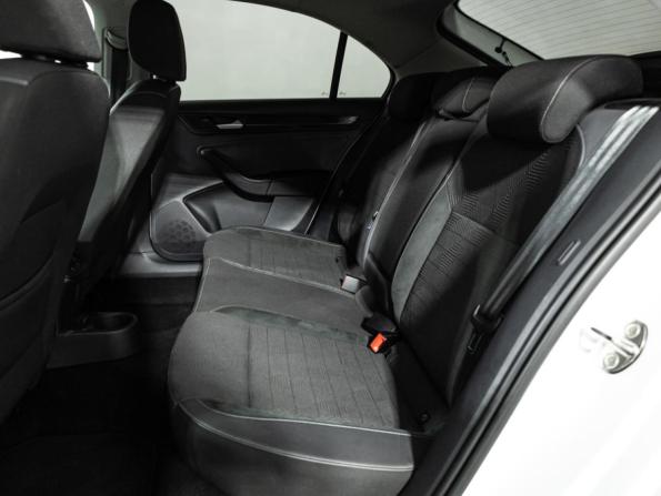 Volkswagen Polo VI с пробегом 2021 года, цена 1 579 700 рублей, 75877 км, лифтбек, Автокод Объявления