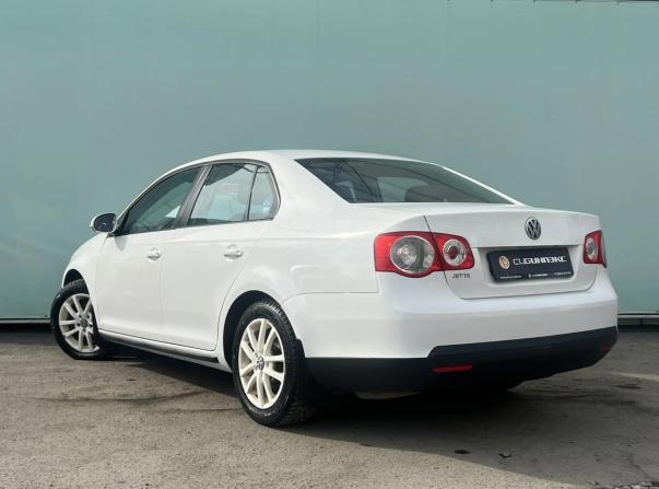 Volkswagen Jetta V с пробегом 2009 года, цена 625 000 рублей, 225250 км, седан, Автокод Объявления