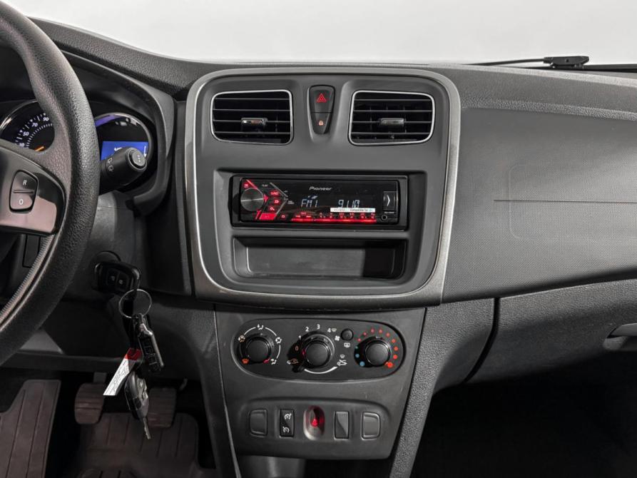 Renault Sandero II Санкт-Петербург  - изображение 16
