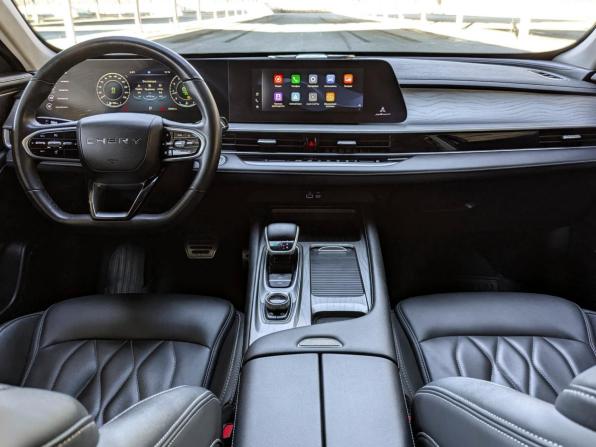 Chery Arrizo 8 с пробегом 2024 года, цена 1 899 500 рублей, 37000 км, седан, Автокод Объявления