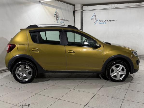 Renault Sandero II с пробегом 2014 года, цена 799 800 рублей, 172000 км, хэтчбек, Автокод Объявления