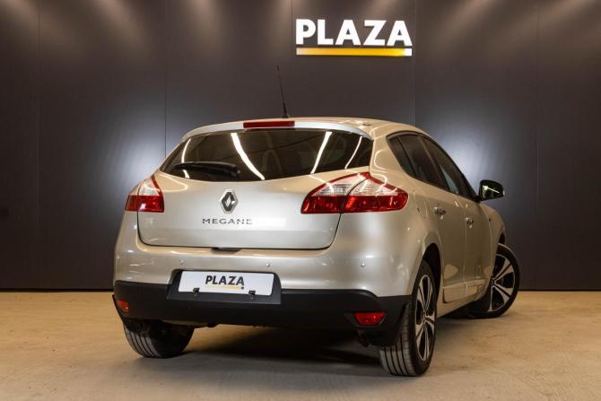 Renault Megane III Рестайлинг с пробегом 2012 года, цена 699 000 рублей, 254776 км, хэтчбек, Автокод Объявления