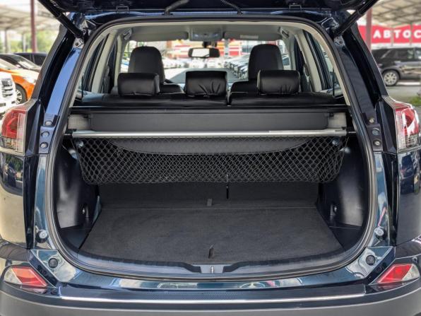 Toyota RAV4 IV (XA40) Рестайлинг с пробегом 2018 года, цена 2 499 000 рублей, 139500 км, внедорожник, Автокод Объявления