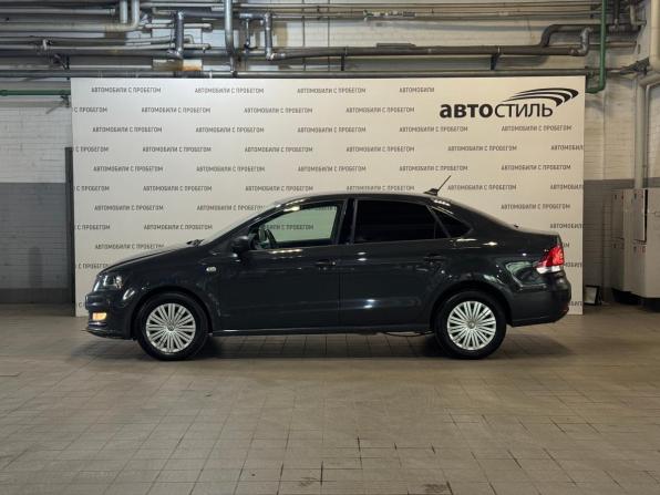 Volkswagen Polo V Рестайлинг с пробегом 2017 года, цена 799 000 рублей, 140000 км, седан, Автокод Объявления
