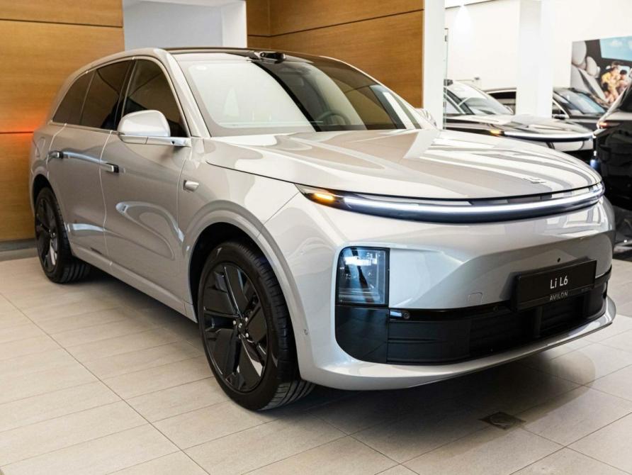 Li Auto (Lixiang) L6 Москва  - изображение 2