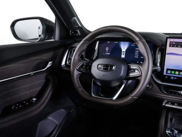 Geely Monjaro I Рестайлинг 2 с пробегом 2026 года, цена 4 124 000 рублей, 3392 км, внедорожник, Автокод Объявления