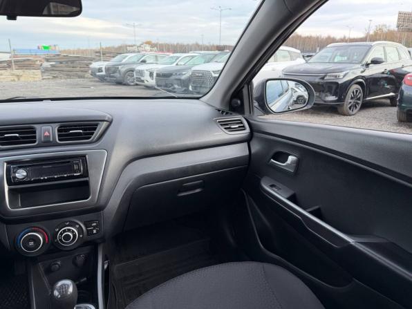 Kia Rio III с пробегом 2012 года, цена 625 000 рублей, 194000 км, хэтчбек, Автокод Объявления