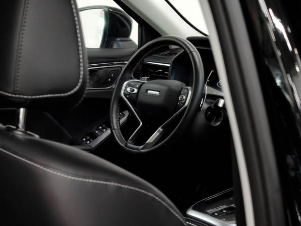 Haval Jolion I Рестайлинг с пробегом 2024 года, цена 2 382 300 рублей, 17751 км, внедорожник, Автокод Объявления