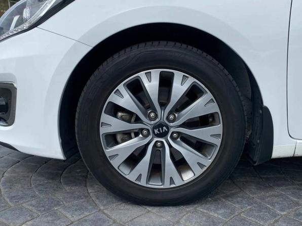 Kia Ceed II Рестайлинг с пробегом 2018 года, цена 1 459 000 рублей, 61554 км, хэтчбек, Автокод Объявления