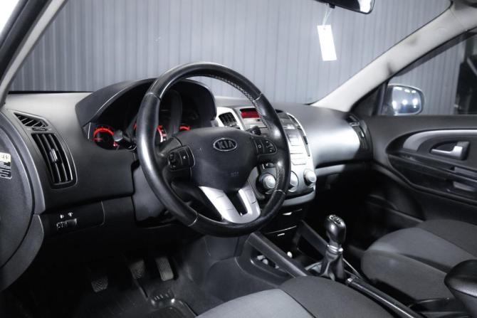 Kia Ceed I Рестайлинг с пробегом 2010 года, цена 630 000 рублей, 227864 км, хэтчбек, Автокод Объявления
