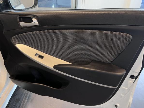 Hyundai Solaris I с пробегом 2011 года, цена 481 000 рублей, 241941 км, седан, Автокод Объявления