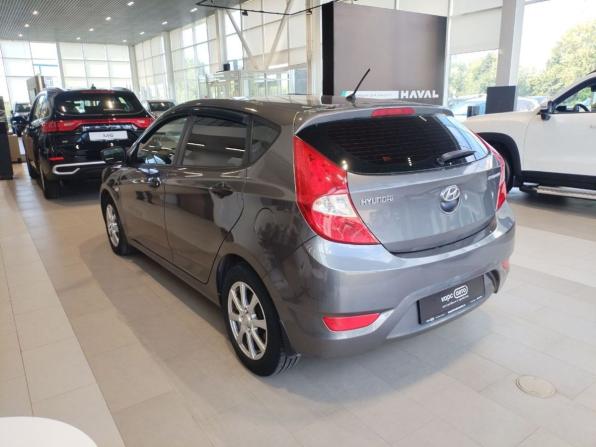 Hyundai Solaris I с пробегом 2013 года, цена 886 000 рублей, 72350 км, хэтчбек, Автокод Объявления
