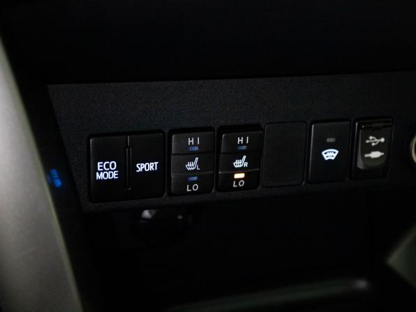 Toyota RAV4 IV (XA40) Рестайлинг с пробегом 2016 года, цена 1 649 500 рублей, 206964 км, внедорожник, Автокод Объявления