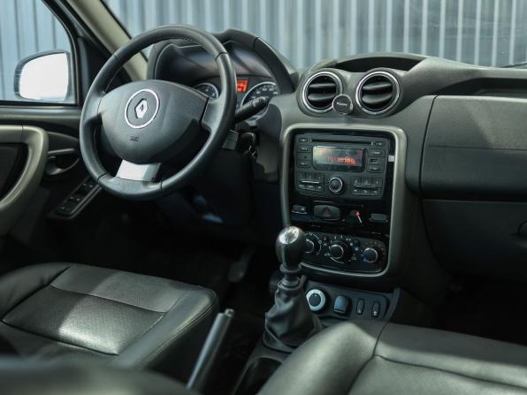 Renault Duster I с пробегом 2014 года, цена 959 000 рублей, 223212 км, внедорожник, Автокод Объявления