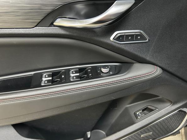 Geely Tugella I Рестайлинг с пробегом 2023 года, цена 2 739 000 рублей, 58236 км, внедорожник, Автокод Объявления