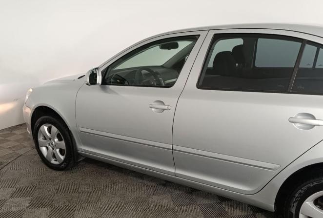 Skoda Octavia II (A5) Рестайлинг с пробегом 2009 года, цена 890 000 рублей, 198780 км, лифтбек, Автокод Объявления