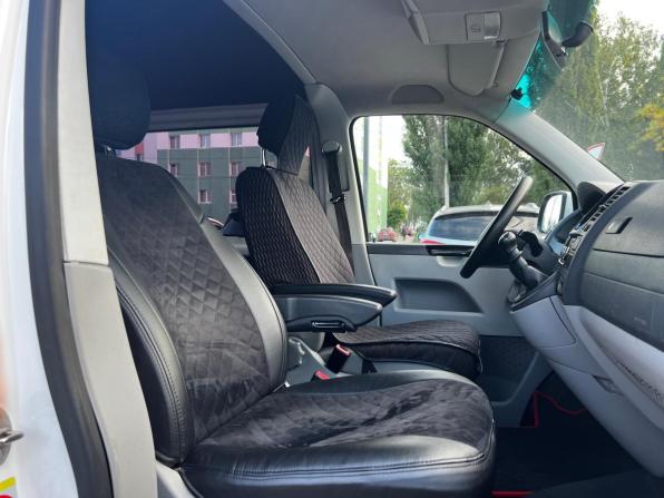 Volkswagen Transporter T5 Рестайлинг с пробегом 2010 года, цена 1 525 000 рублей, 333000 км, минивэн, Автокод Объявления