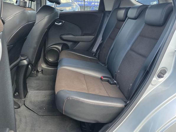 Honda Fit Shuttle I с пробегом 2011 года, цена 1 160 000 рублей, 136339 км, универсал, Автокод Объявления