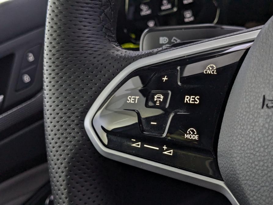 Volkswagen Golf VIII Рестайлинг Москва  - изображение 28