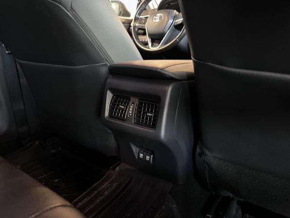 Toyota Camry VIII (XV70) с пробегом 2018 года, цена 2 670 000 рублей, 133820 км, седан, Автокод Объявления