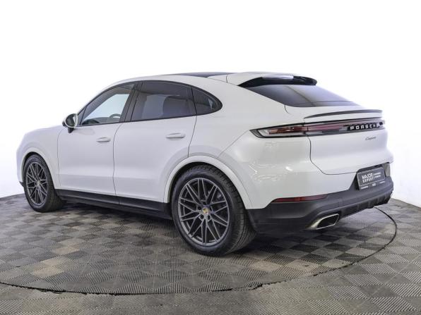Porsche Cayenne III Рестайлинг с пробегом 2024 года, цена 15 350 000 рублей, 6692 км, внедорожник, Автокод Объявления