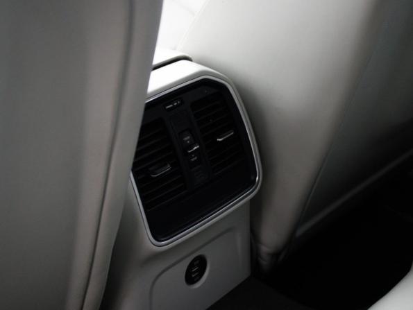 Porsche Macan I с пробегом 2016 года, цена 3 799 000 рублей, 103421 км, внедорожник, Автокод Объявления