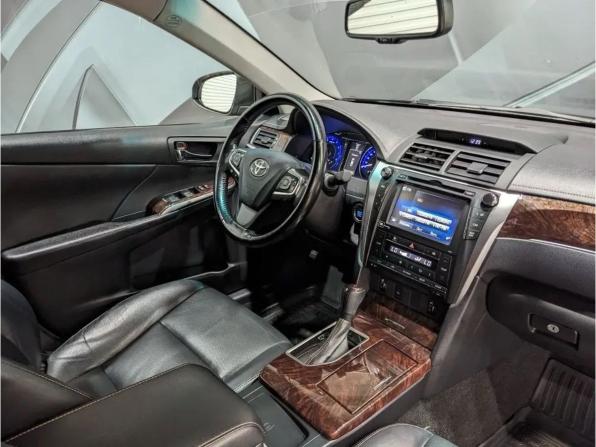 Toyota Camry VII (XV50) Рестайлинг с пробегом 2016 года, цена 2 200 000 рублей, 106500 км, седан, Автокод Объявления