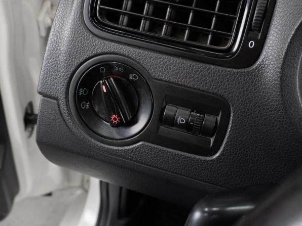 Volkswagen Polo V с пробегом 2013 года, цена 759 000 рублей, 141974 км, седан, Автокод Объявления